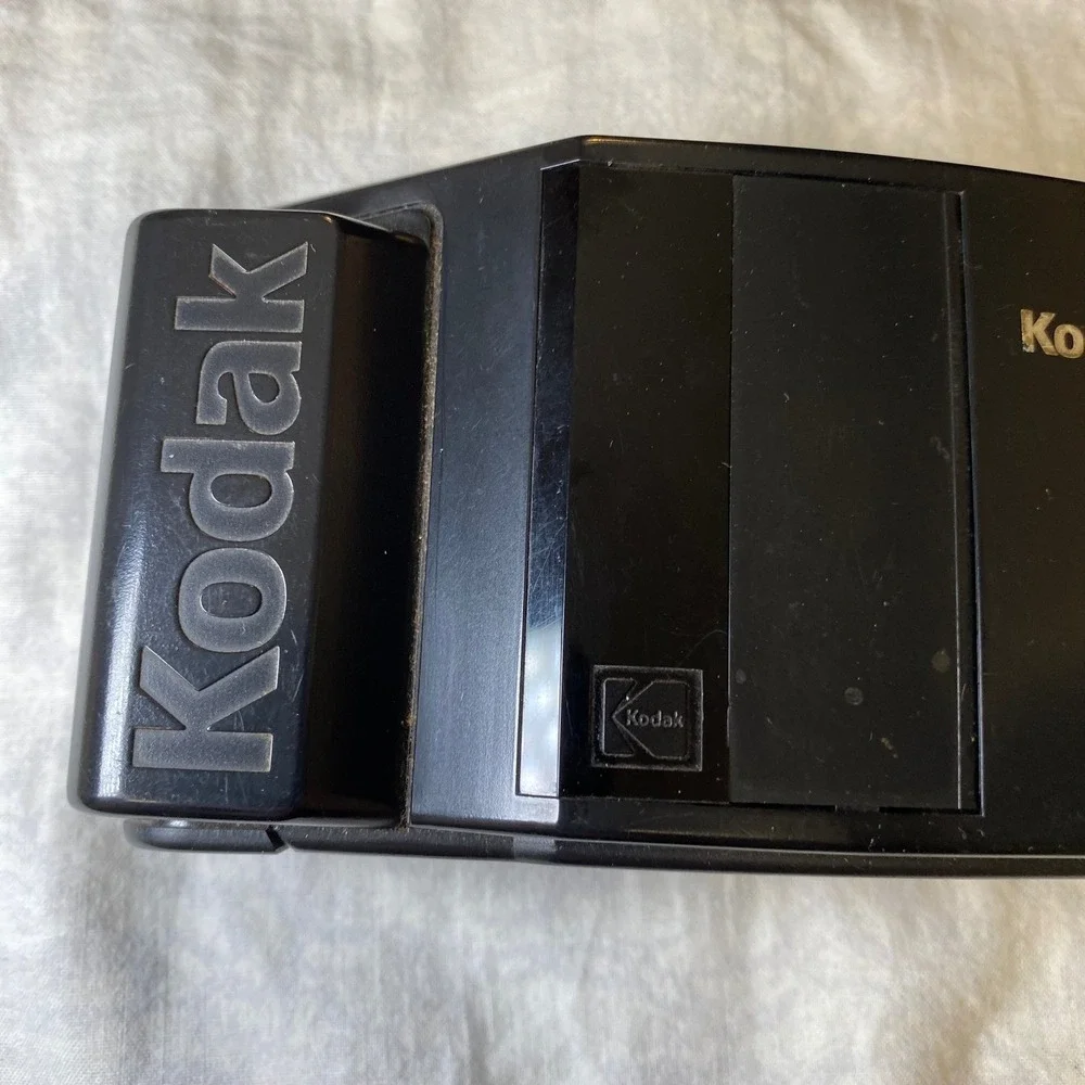 Kodak S500AF 35mm Autofocus Film Camera With Original Kodak Carrying Case